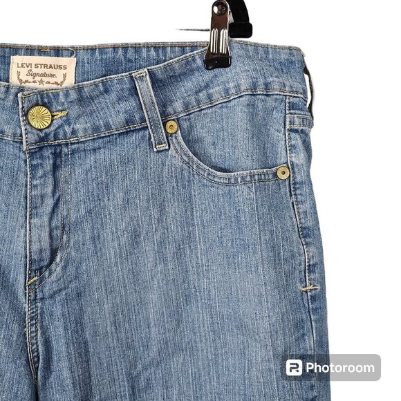 Levi Strauss Signature Denim High Waist Bermuda Jean Shorts - Picture 3 of 6